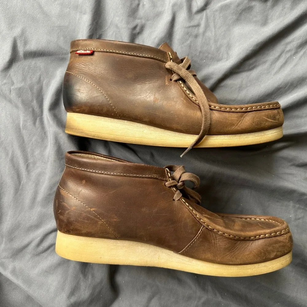 Clarks Wallabee Boots Mens 10 Beeswax Brown Leather Moccasin Chukka Shoes